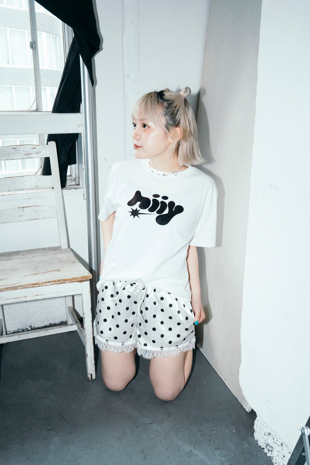 Bachi T WHITE