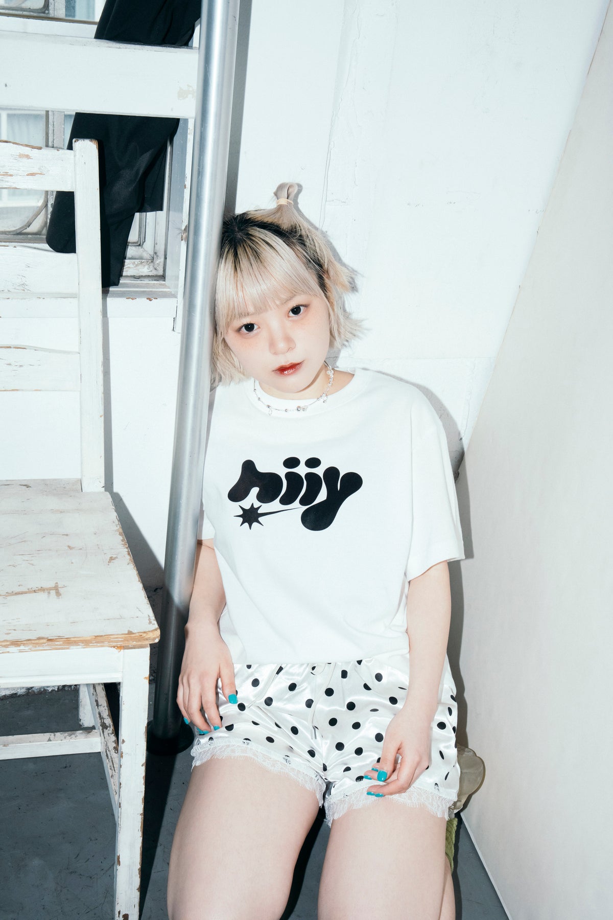 Bachi T WHITE